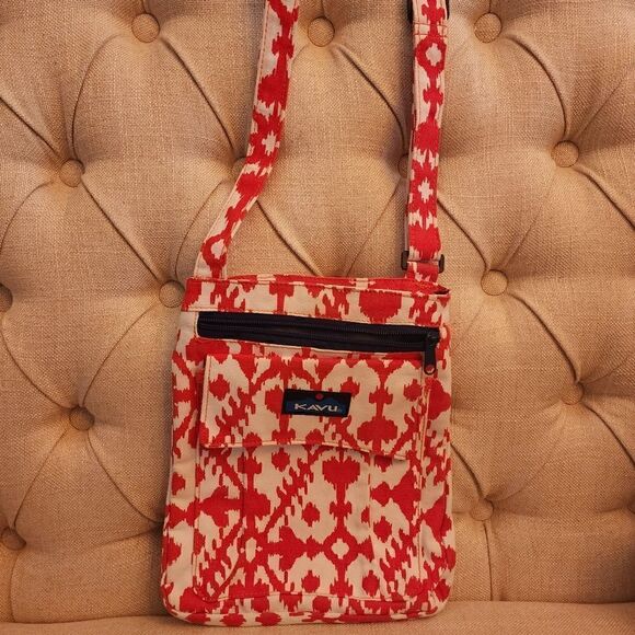 Kavu Red Pink White Blot Crossbody Bag Purse - Picture 1 of 4